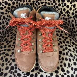 Sorel Kinetic Conquest Tan Winter Boots